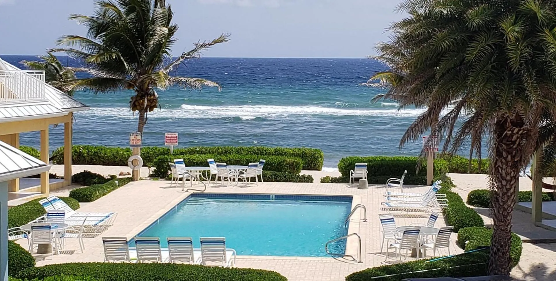 Ocean Paradise Brinkleys 4*,  Kajmany